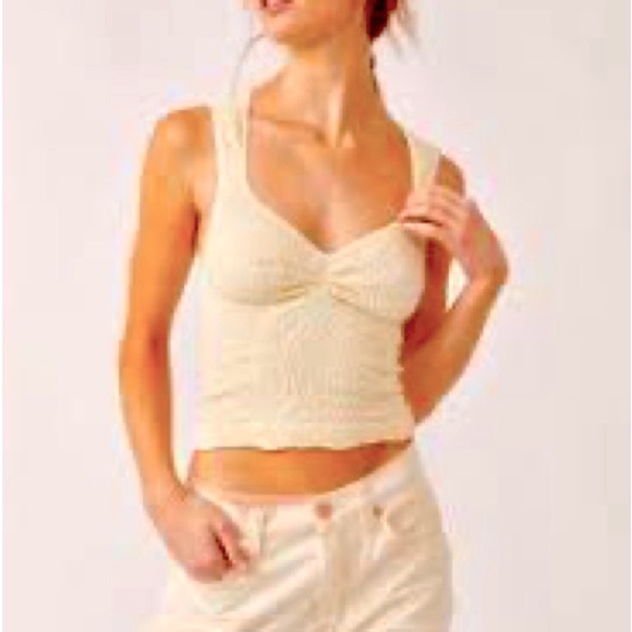 Free People Tops - BY FREE PEOPLE SWEETHEART LOVE IVORY CAMI!PURCHASED AT REVOLVE! NEVER WORN!❤️🎁
